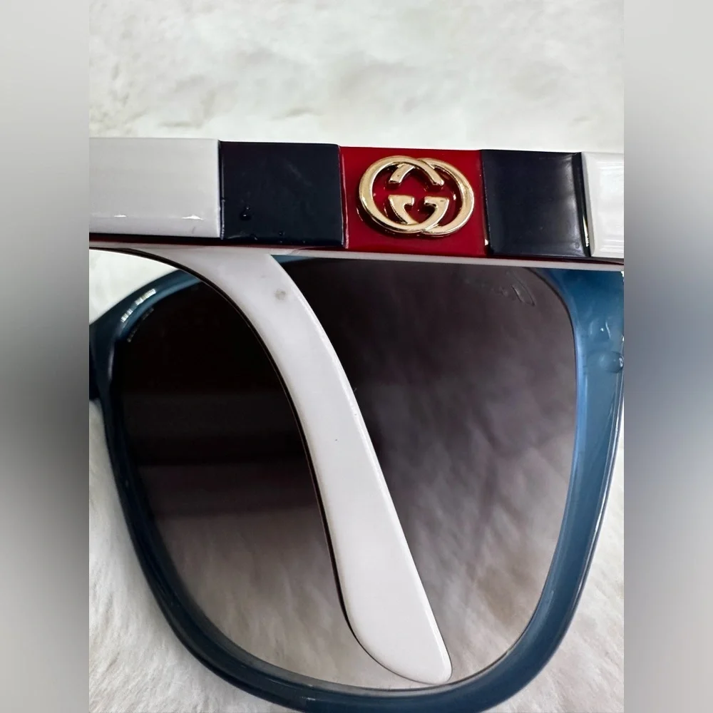 Gucci Dark Blue Oversized Sunglasses - Picture 3 of 6